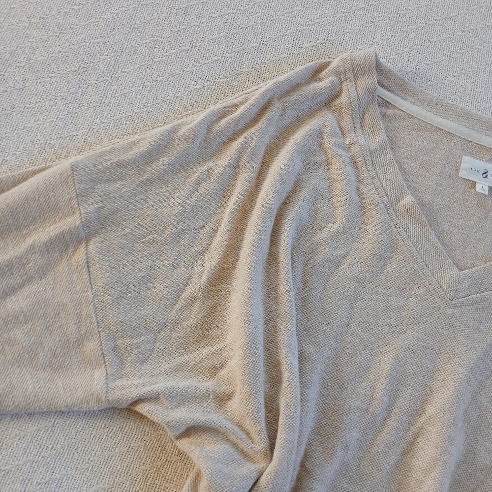 lou&grey ♡ long sleeve v neck top loft neutral minimalist pullover - Picture 3 of 7